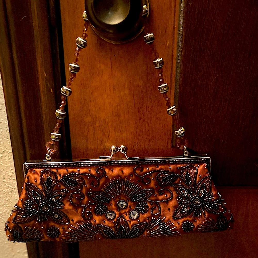 Bisou Bisou purse